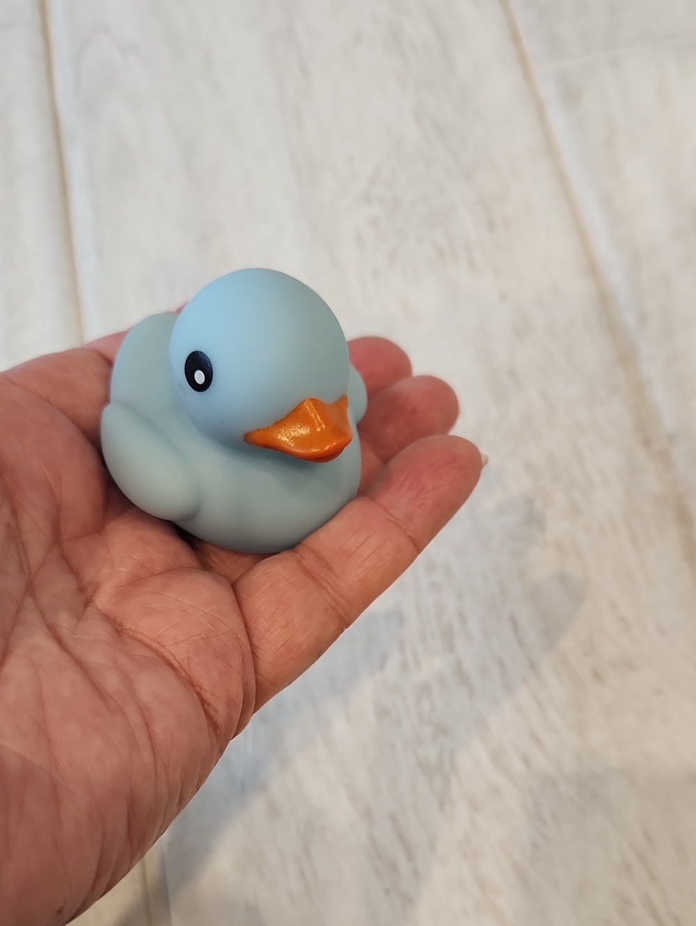 🐻 Blue Rubber Duck Bath Toy with Orange Beak